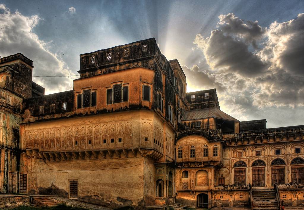 Image of Mandawa Haveli showcasing the rustic charm of a traditional heritage building