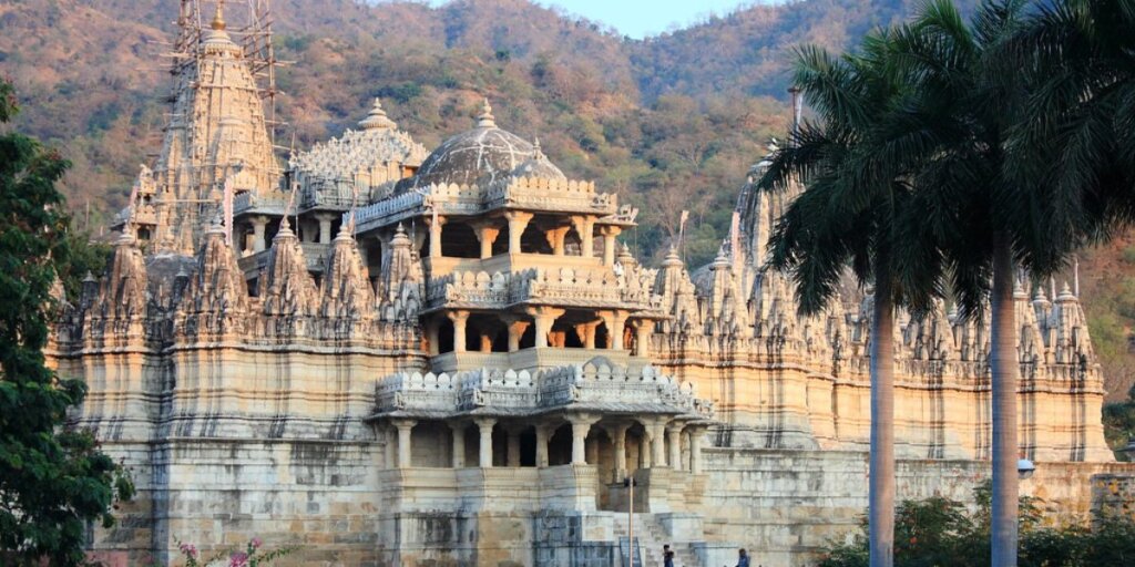 Image of Ranakpur Jain Temple, a magnificent architectural marvel in Rajasthan, captured from Flickr and found on Google.